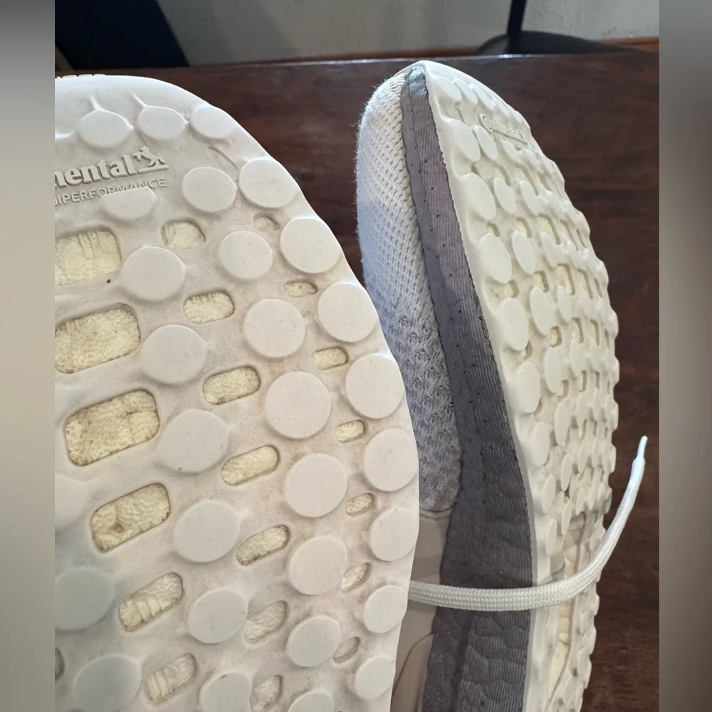 Adidas DNA UltraBoost RARE COLOR - Picture 3 of 5